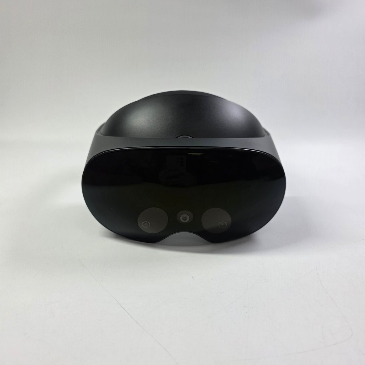 Meta Quest Pro 256GB Standalone All-in-One VR Headset DK94EC