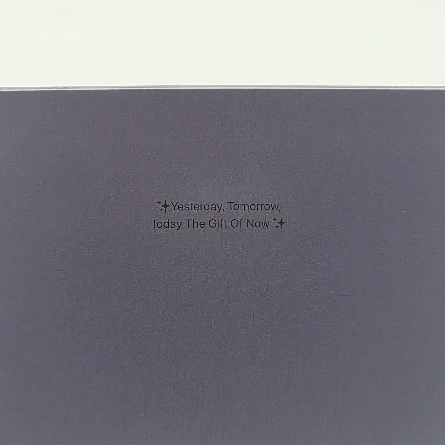 WiFi Only Apple iPad Air 5th Gen 64GB 18.5 Purple MME23LL/A ENGRAVED with Extra