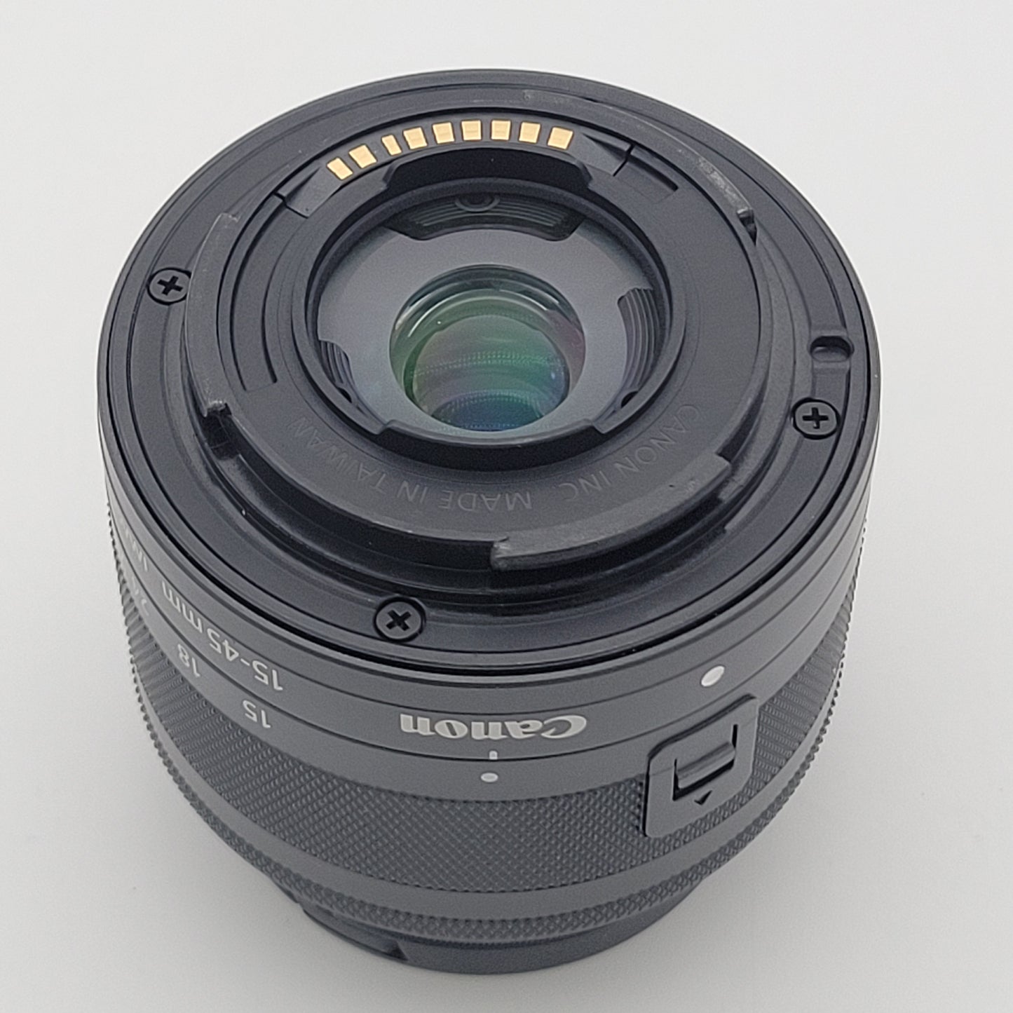 Canon EF-M 15-45mm f/3.5-6.3 IS STM 15-45mm f/3.5-6.3 IS STM