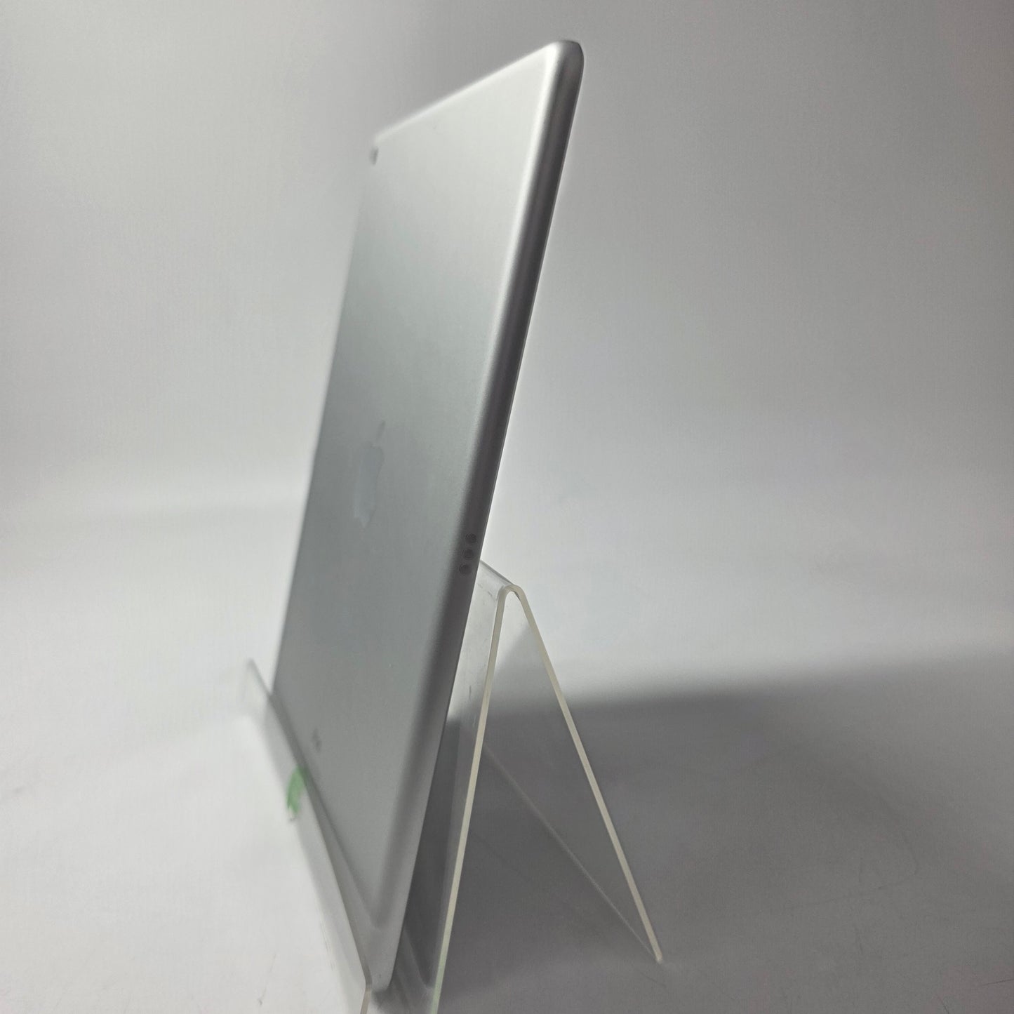 WiFi Only Apple iPad 9th Gen 64GB Silver MK2L3LL/A