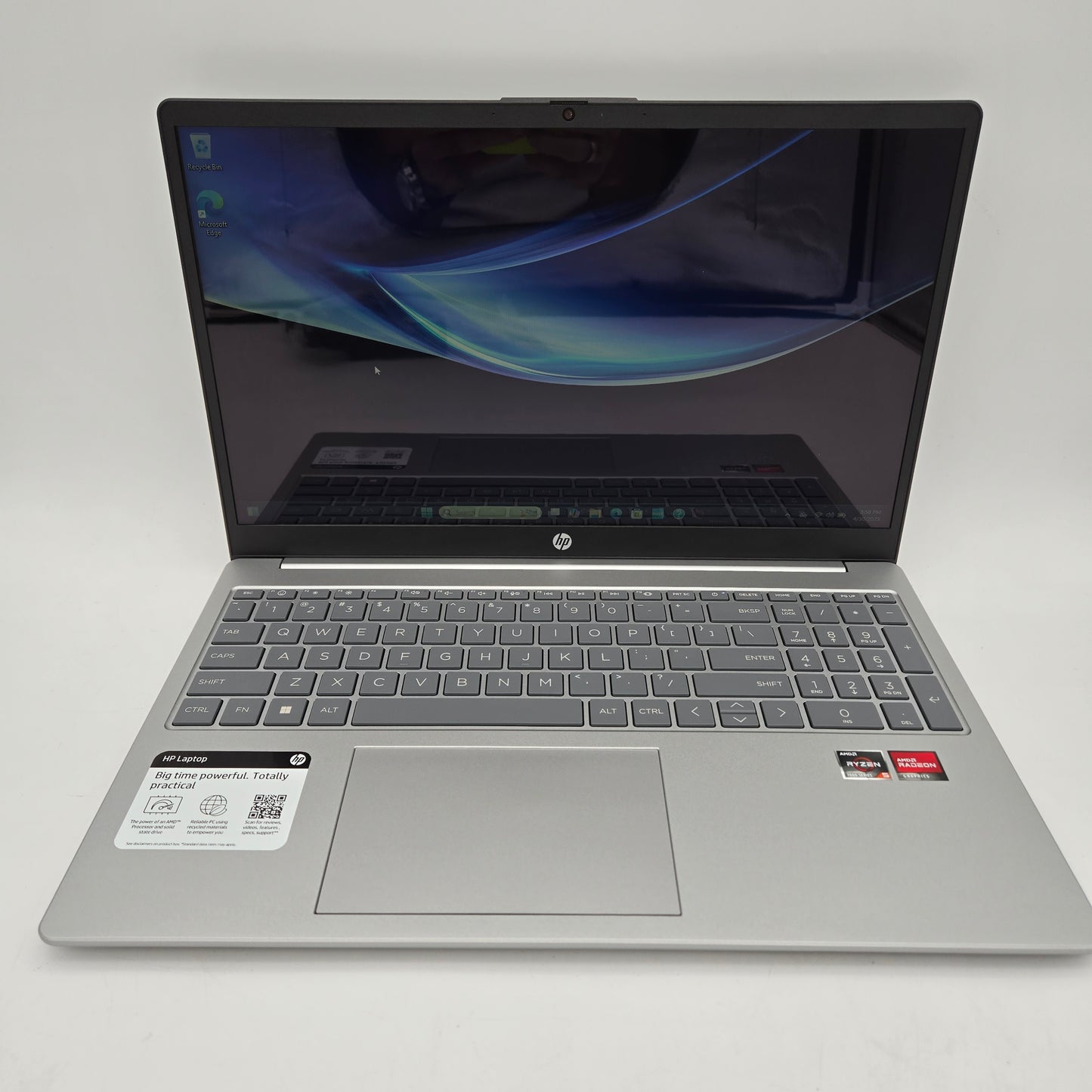 HP Laptop 15-FC0025DX 15" AMD Ryzen 5 7520U 2.8GHz 8GB RAM 512GB SSD