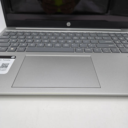 HP Laptop 15-FC0025DX 15" AMD Ryzen 5 7520U 2.8GHz 8GB RAM 512GB SSD