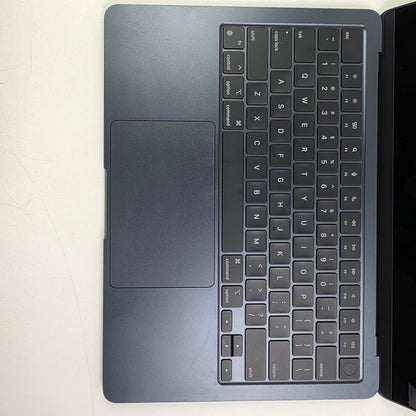 2022 Apple MacBook Air 13.6" M2 10C GPU 3.5GHz 16GB RAM 256GB SSD A2681