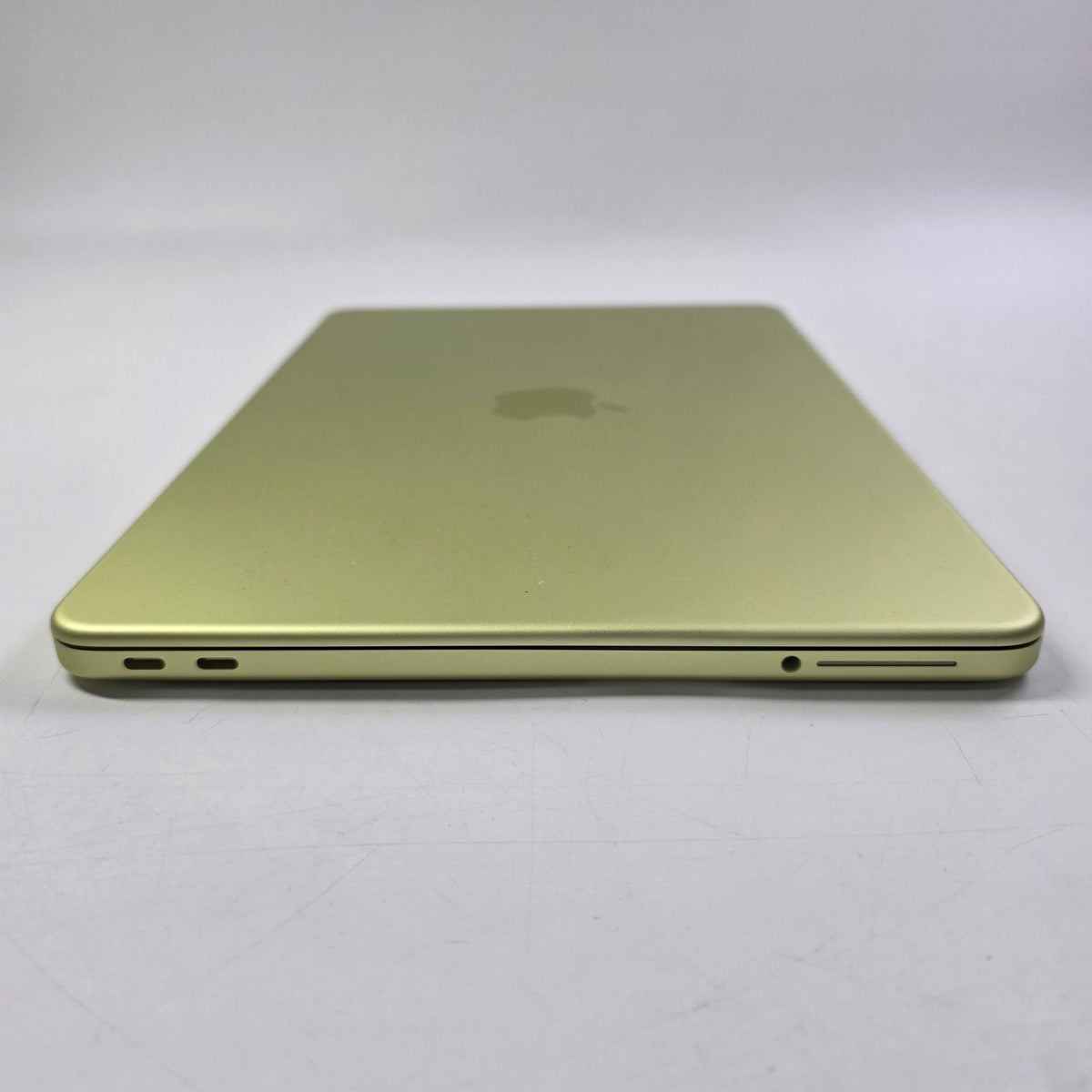 2026 Apple MacBook Neo 13" A18 Pro 5C GPU 4.0GHz 8GB RAM 256GB SSD MHFD4LL/A