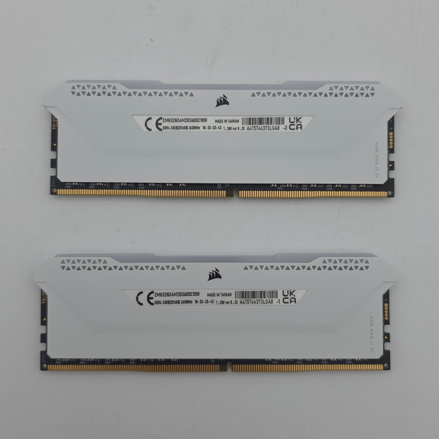 Corsair Vengeance RGB 32GB (2x16GB) RAM DDR4 3600MHz CMH32GX4M2D3600C18W