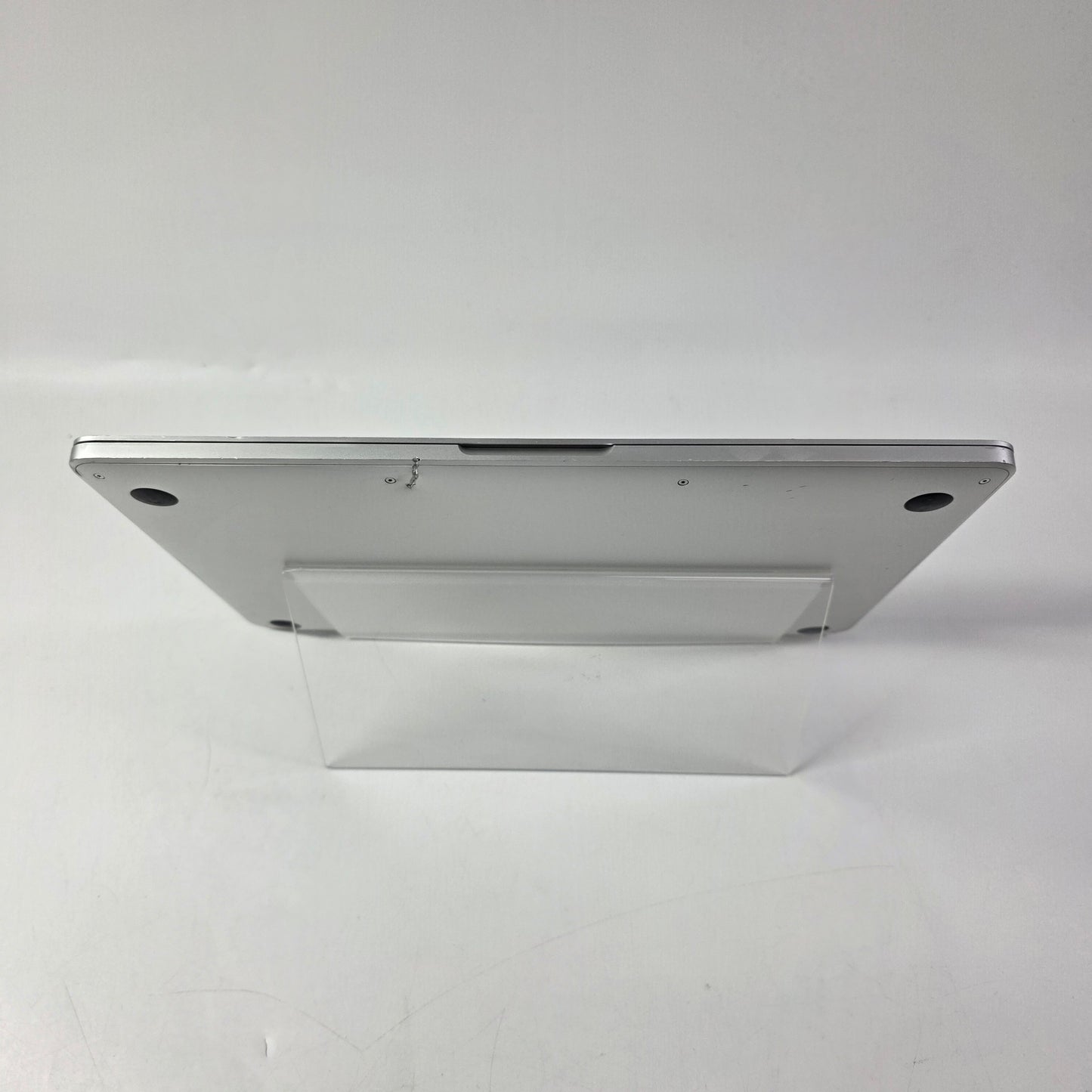 2020 Apple MacBook Pro 13.3" i5 1.4GHz 8GB RAM 256GB SSD Silver A2289
