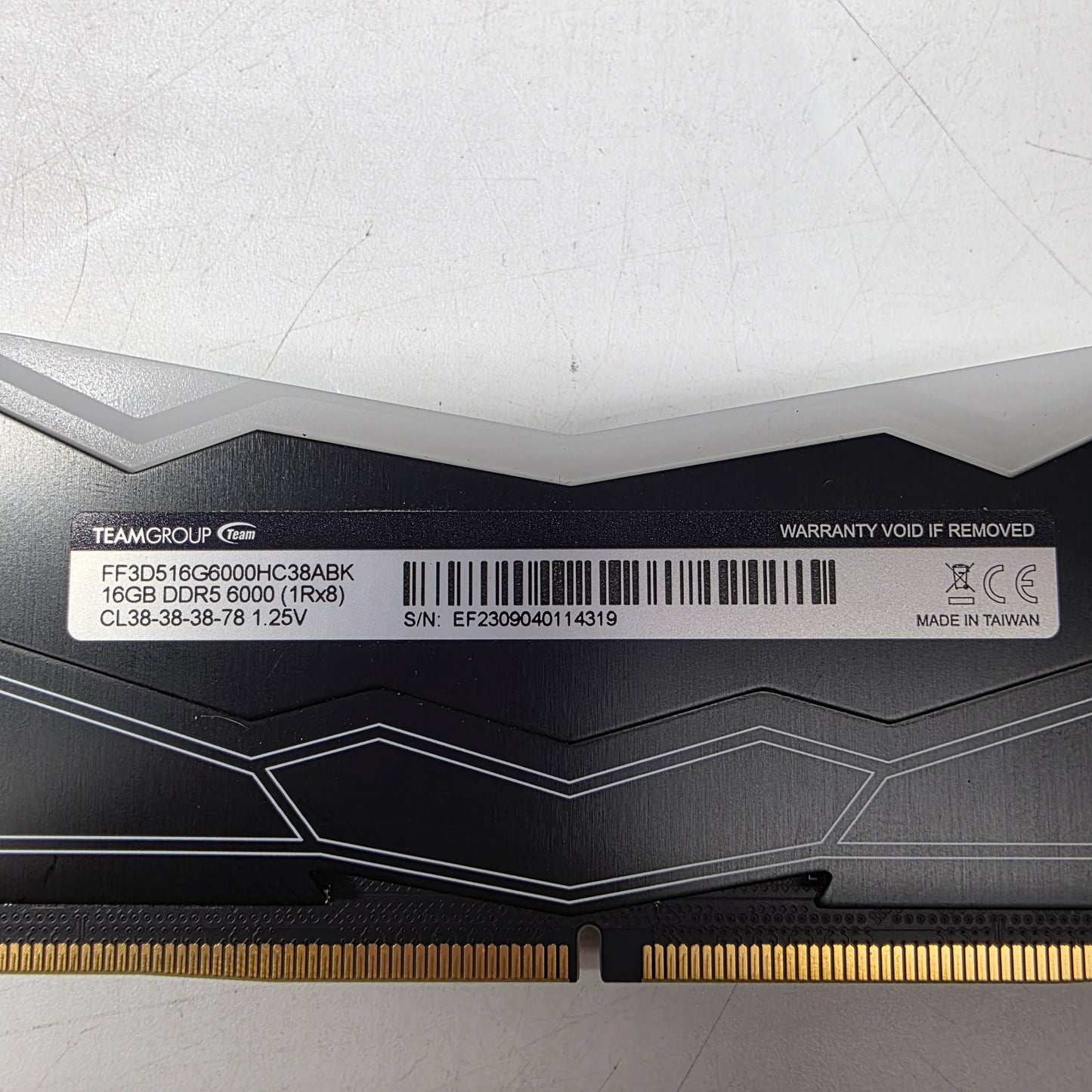 TeamGroup T-Force Delta RGB 16GB (1x16GB) RAM DDR5 6000MHz FFD3516G6000HC38ABK