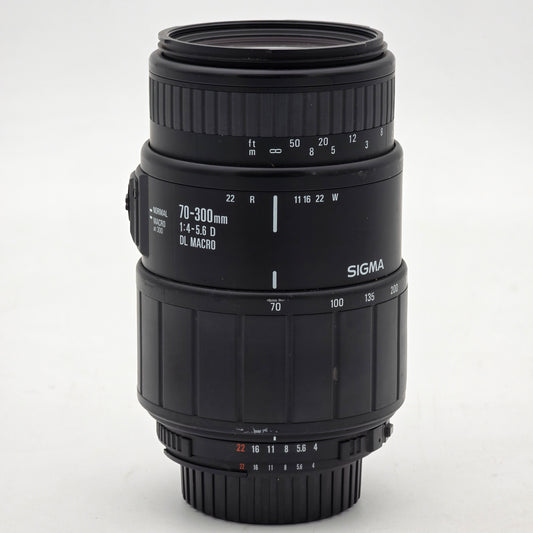 Sigma Zoom Lens 70-300mm f/4-5.6 For Nikon F Mount