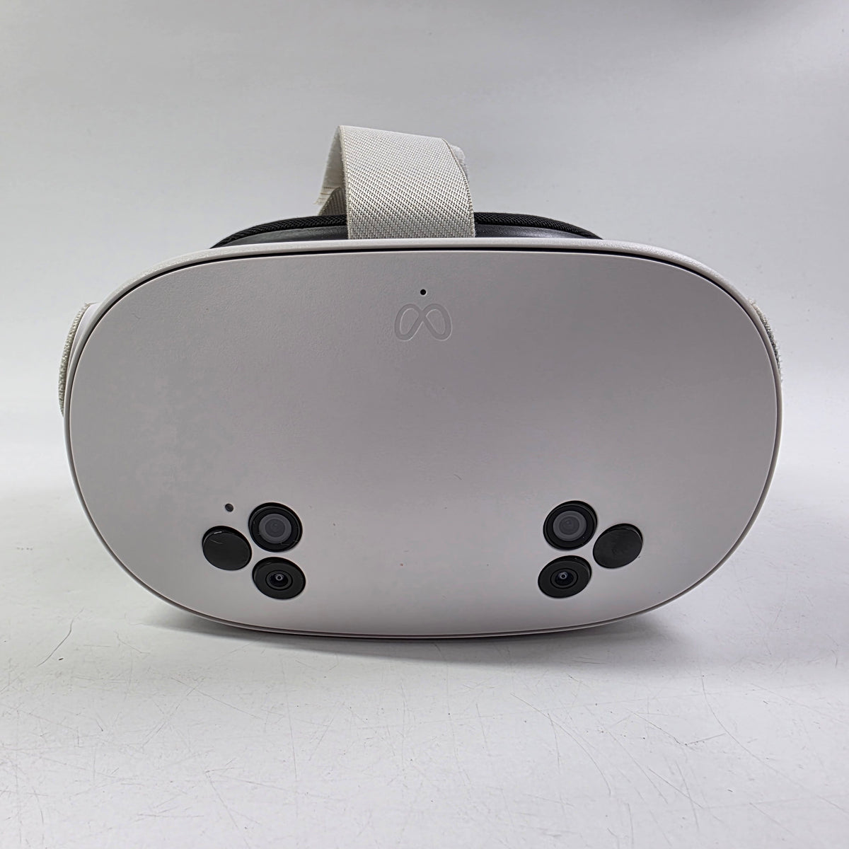 Meta Quest 3S 128GB Standalone All-in-One VR Headset P97