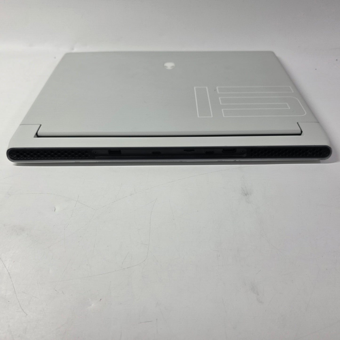 Alienware X15 P1114 15.6" i9-12900H 2.5GHz 32GB RAM 2TB SSD GeForce RTX 3080 Ti