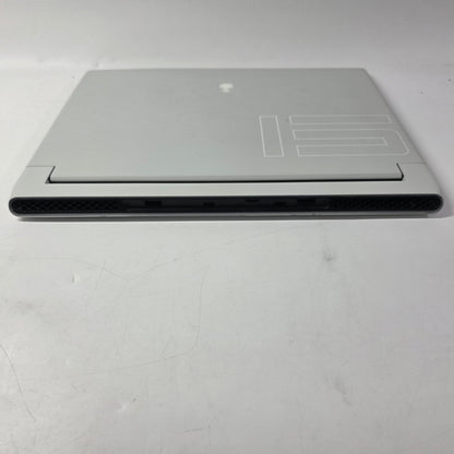 Alienware X15 P1114 15.6" i9-12900H 2.5GHz 32GB RAM 2TB SSD GeForce RTX 3080 Ti