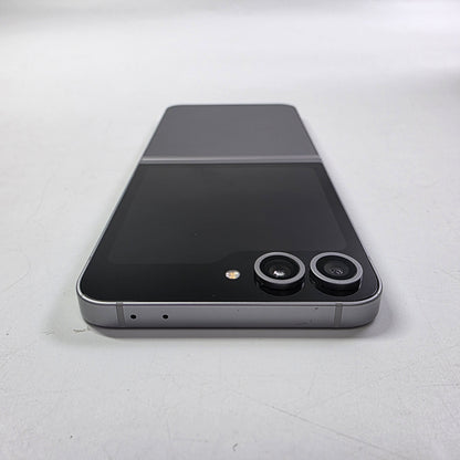 Unlocked Samsung Galaxy Z Flip6 12GB RAM 256GB SM-F741U Silver Shadow