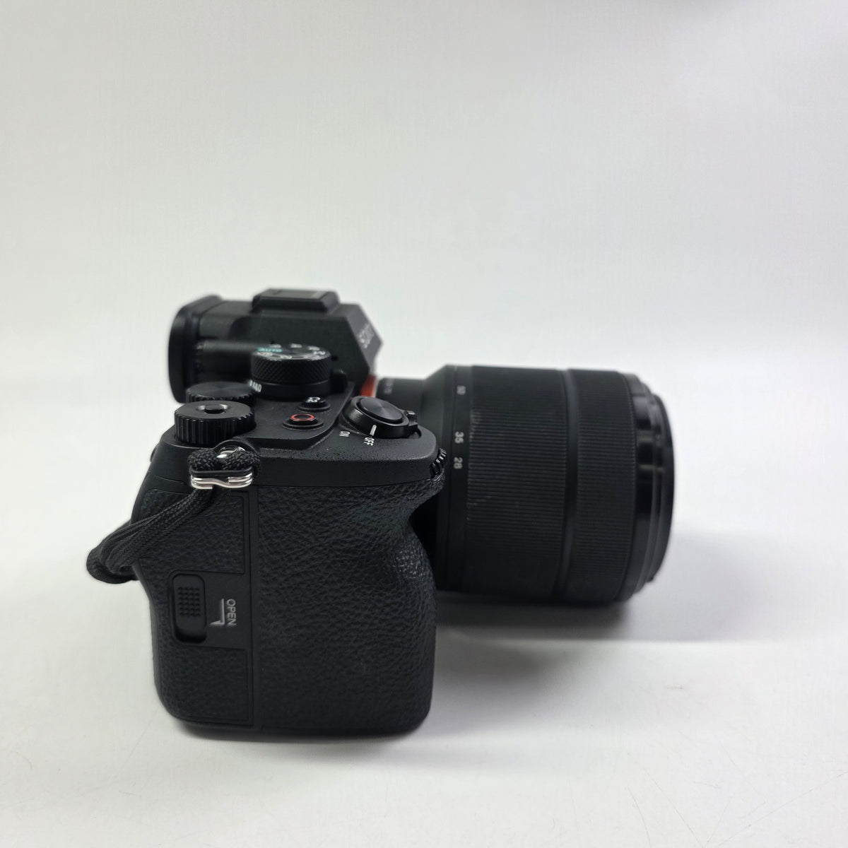 Sony Alpha A7 IV 33MP Compact Mirrorless Digital Camera 2422 Shutter Count
