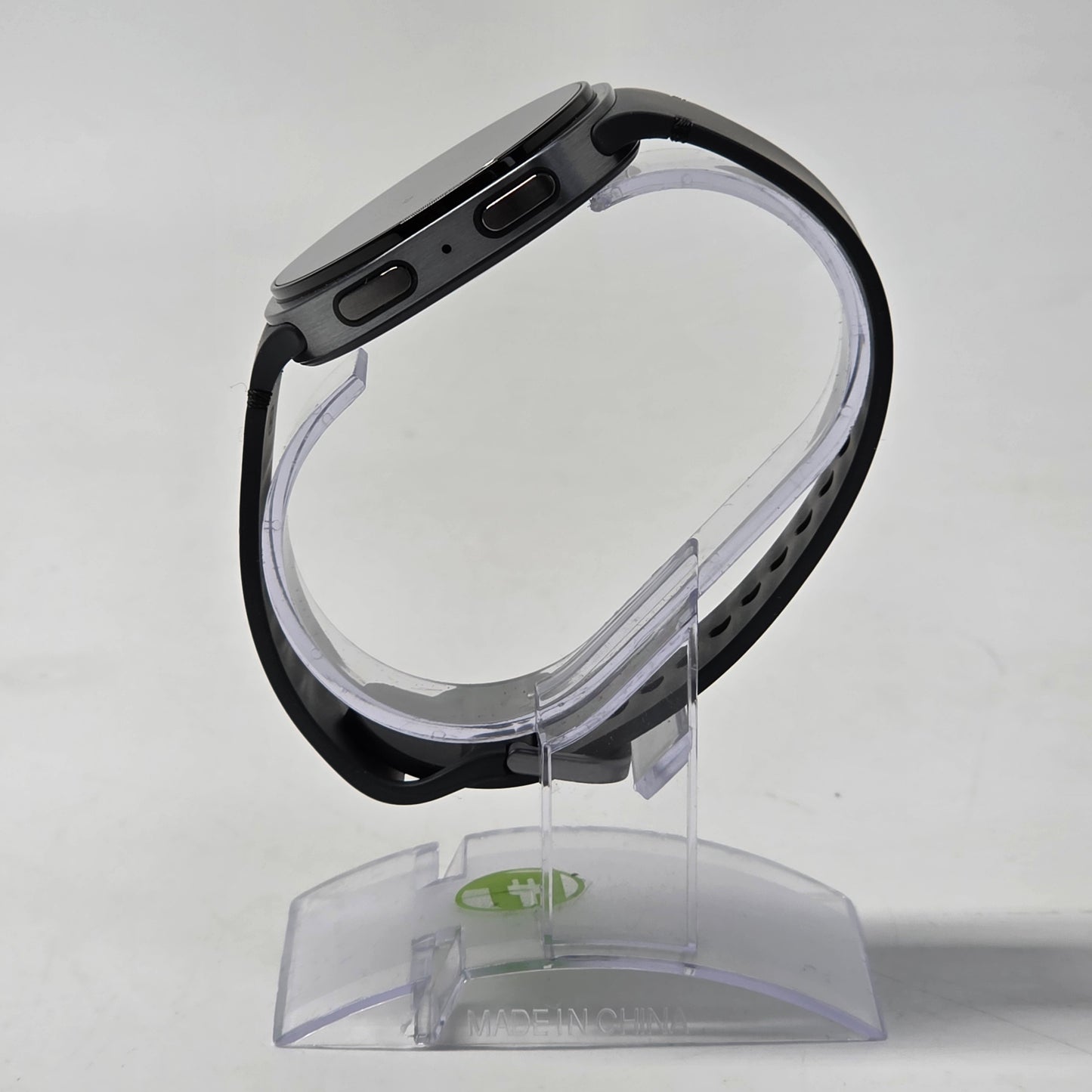 GPS Only Samsung Galaxy Watch8 Armor Aluminum SM-L330