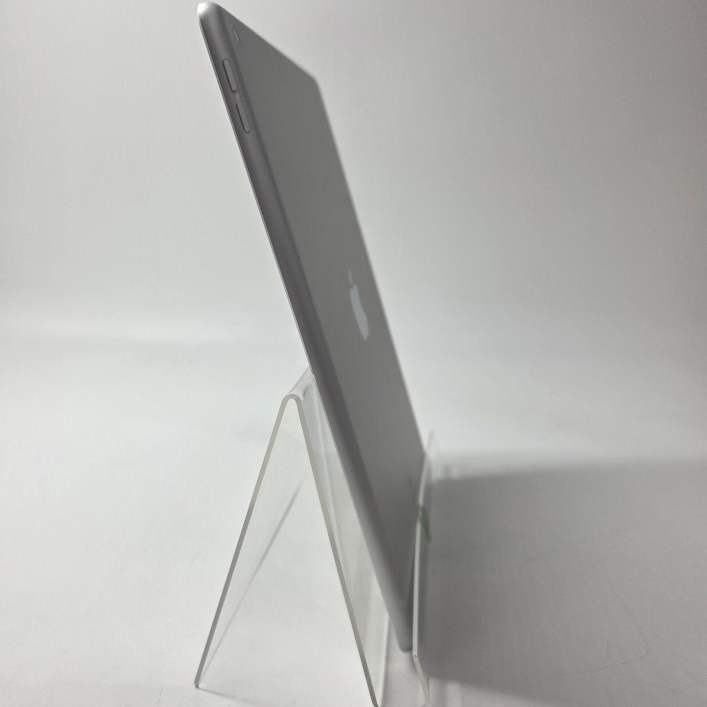 WiFi Only Apple iPad 9th Gen 64GB Silver MK2L3LL/A