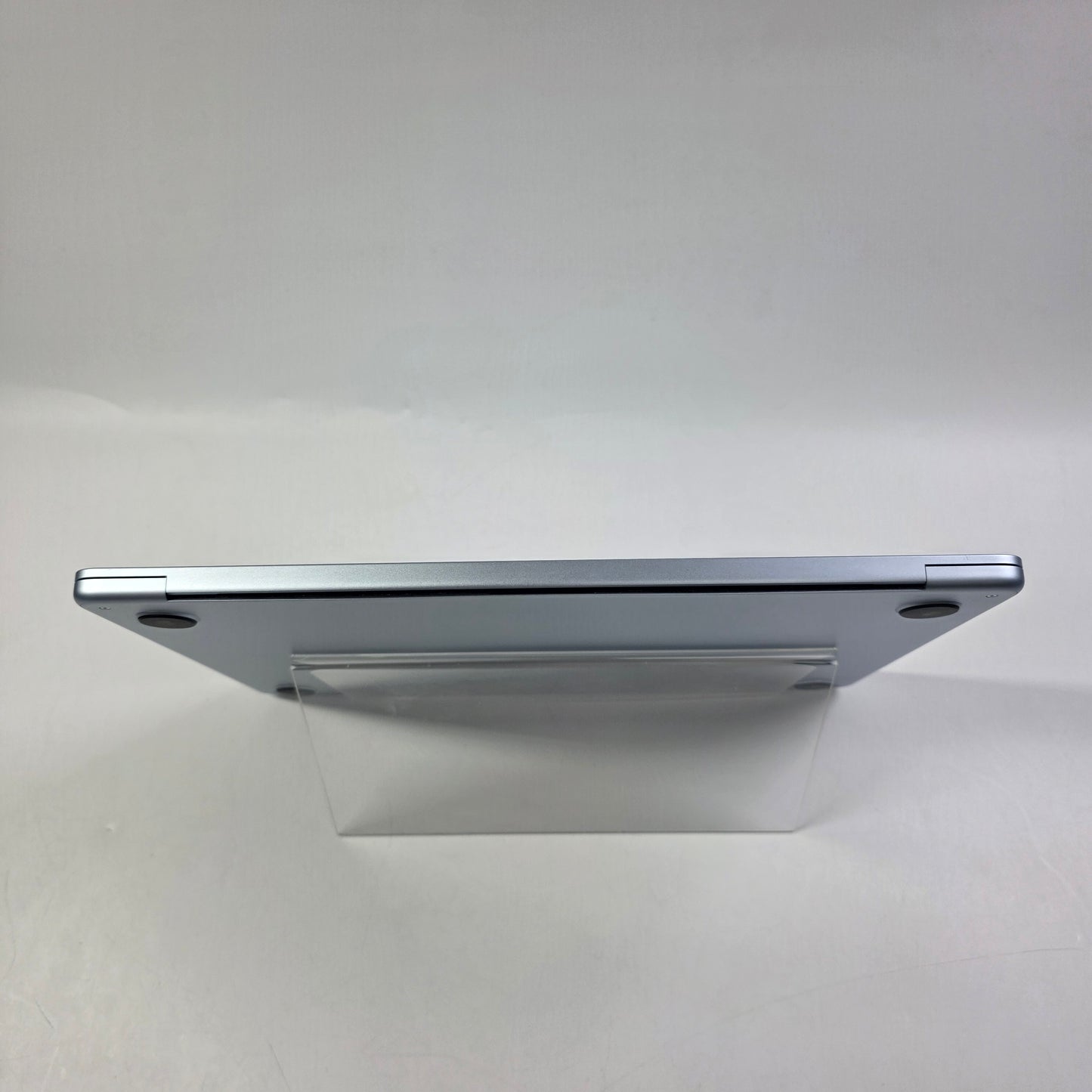 2025 Apple MacBook Air 13.6" M4 8C GPU 4.5GHz 16GB RAM 256GB SSD Z1H7000S6LL/A