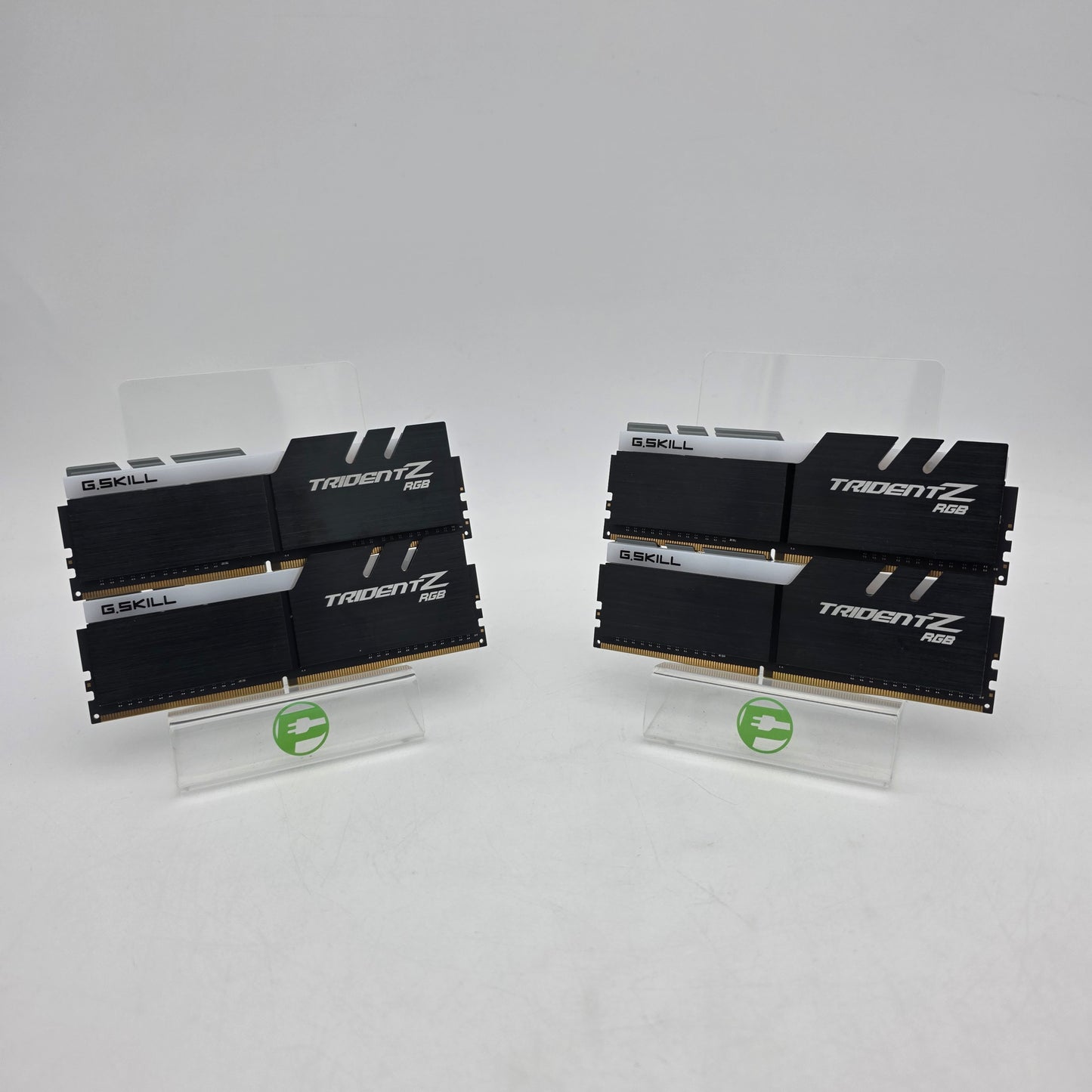 G.Skill Trident Z RGB 32GB (4x8GB) RAM DDR4 3200MHz 04213H8821C Gaming RAM