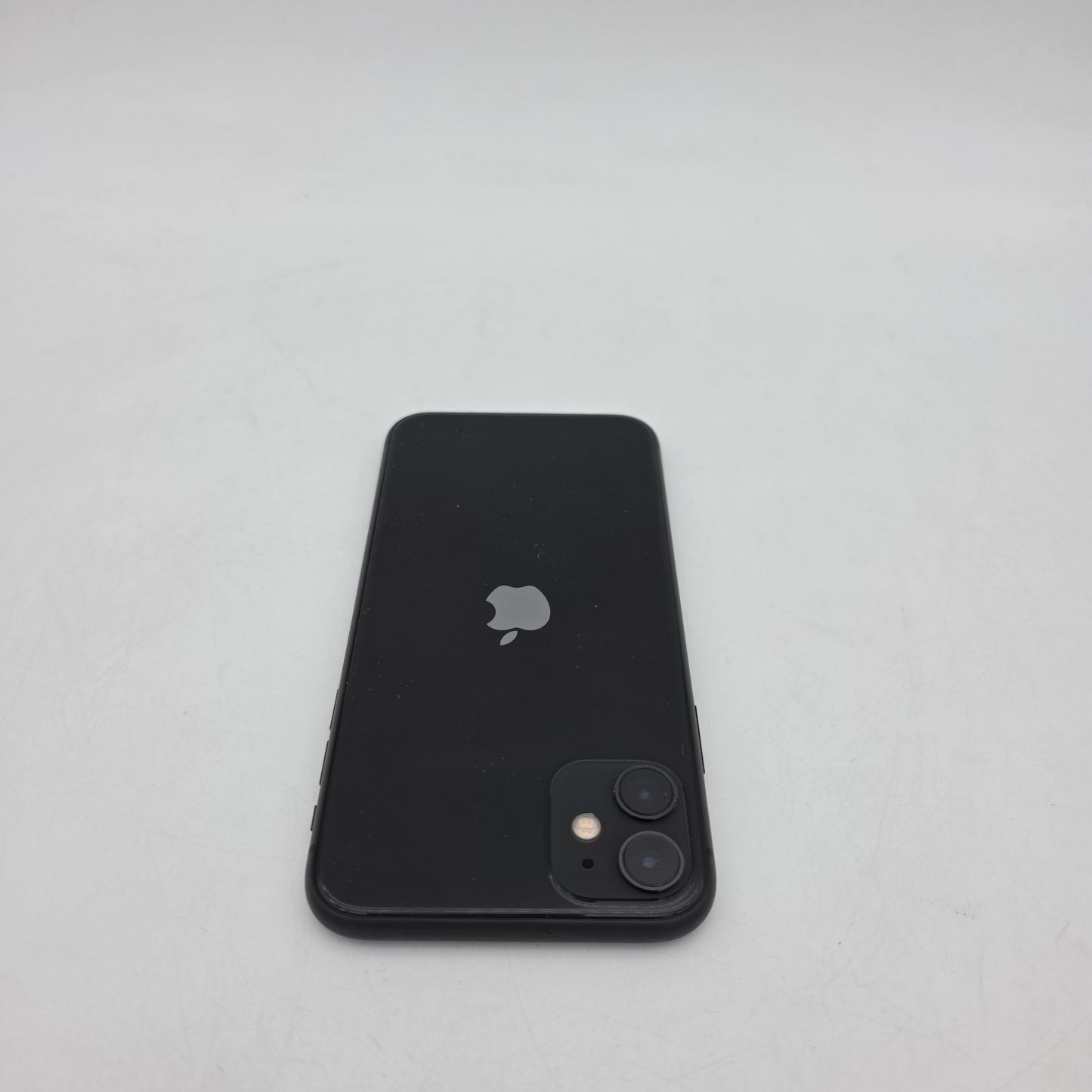 Unlocked Apple iPhone 11 64GB 18.7 Black MH8Y3LL/A