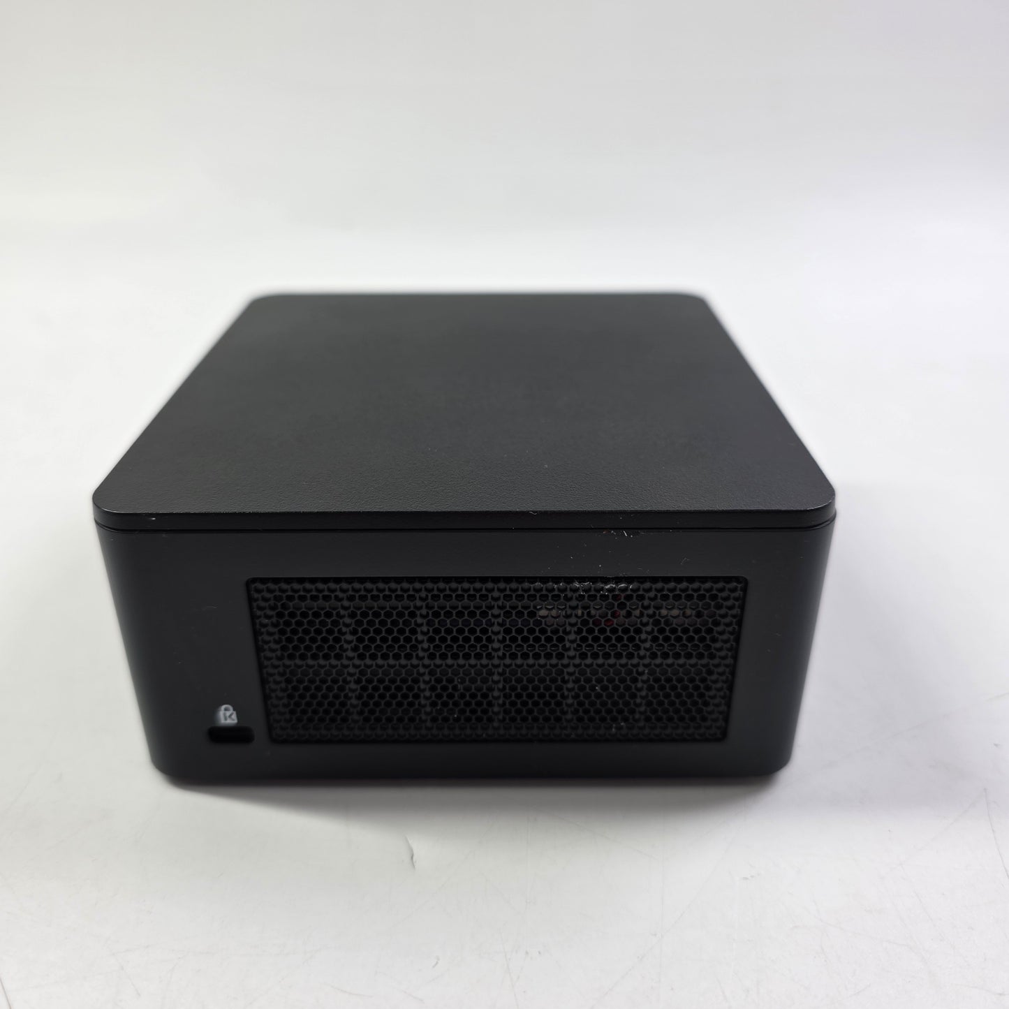 ASUS NUC 12 Pro Mini PC i5-1240p 1.70GHz 16GB RAM SSD 2TB SSD