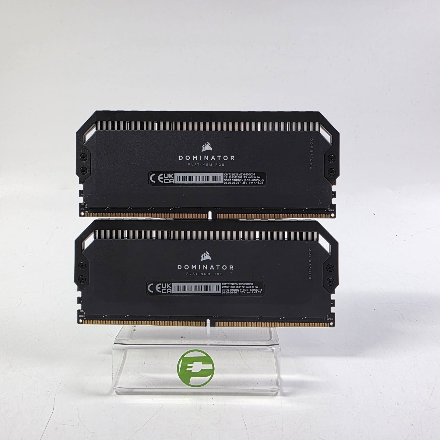 Corsair Dominator Platinum RGB 32GB (2x16GB) RAM DDR5 5600MHz CMT32GX5M2X5600C36