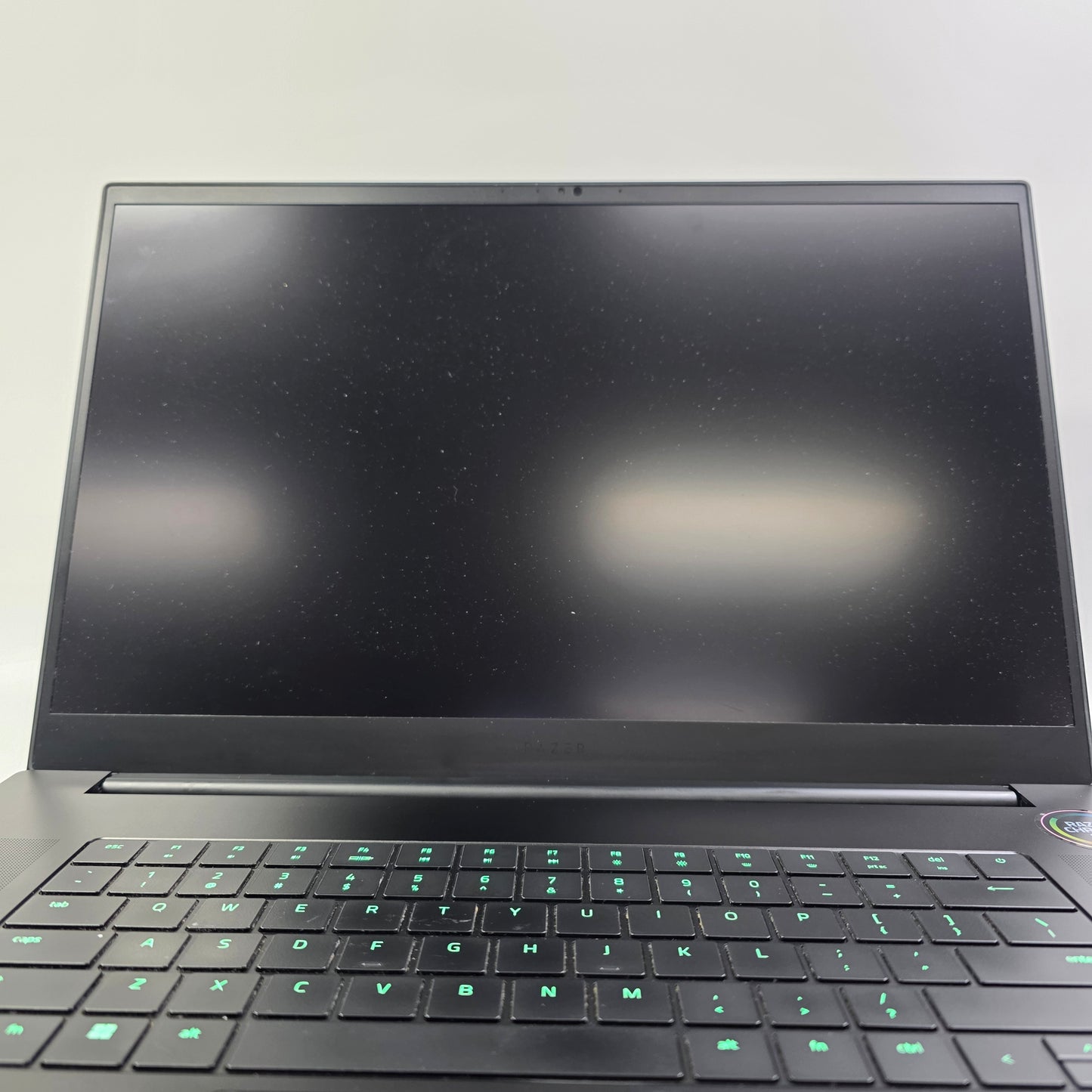 Razer Blade 17 RZ09-0423 17" i9-12900H 2.5GHz 16GB 1TB SSD GeForce RTX 3070 Ti