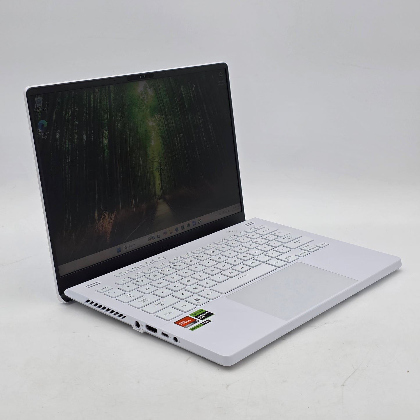 Asus ROG Zephyrus G14 GA402 14" Ryzen 9 7940HS 4.0GHz 16GB RAM 2TB SSD RTX 4060