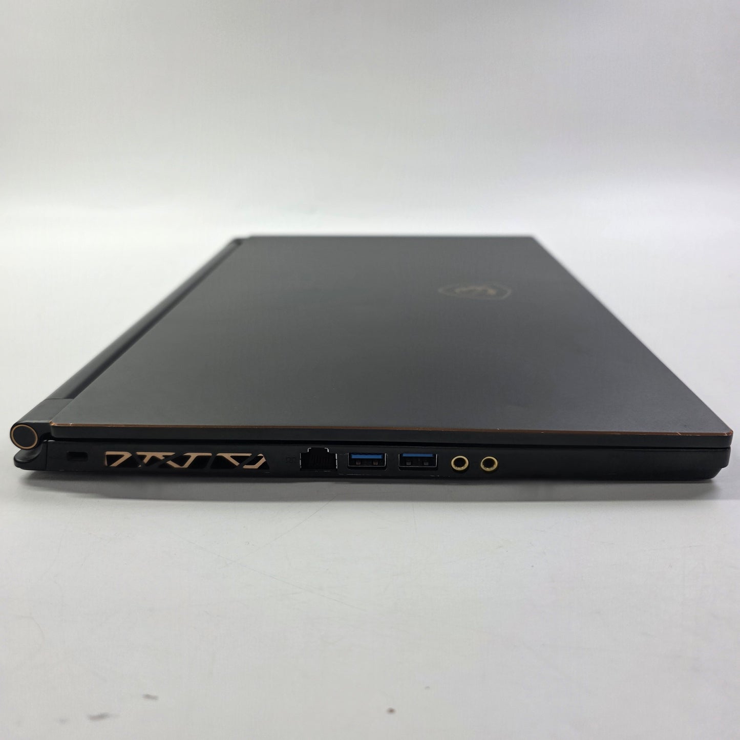 MSI Thin 8RE 8RE 15.6" i7-8750H 2.2GHz 16GB RAM 512GB GeForce GTX 1060
