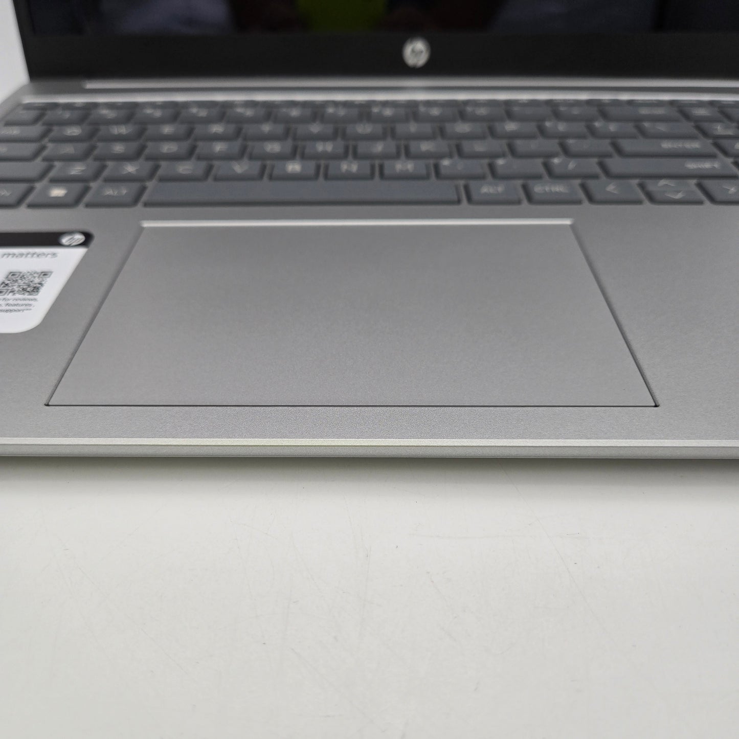 HP Laptop 15-FD0023DX 15" i3-1215U 1.2GHz 8GB RAM 256GB SSD