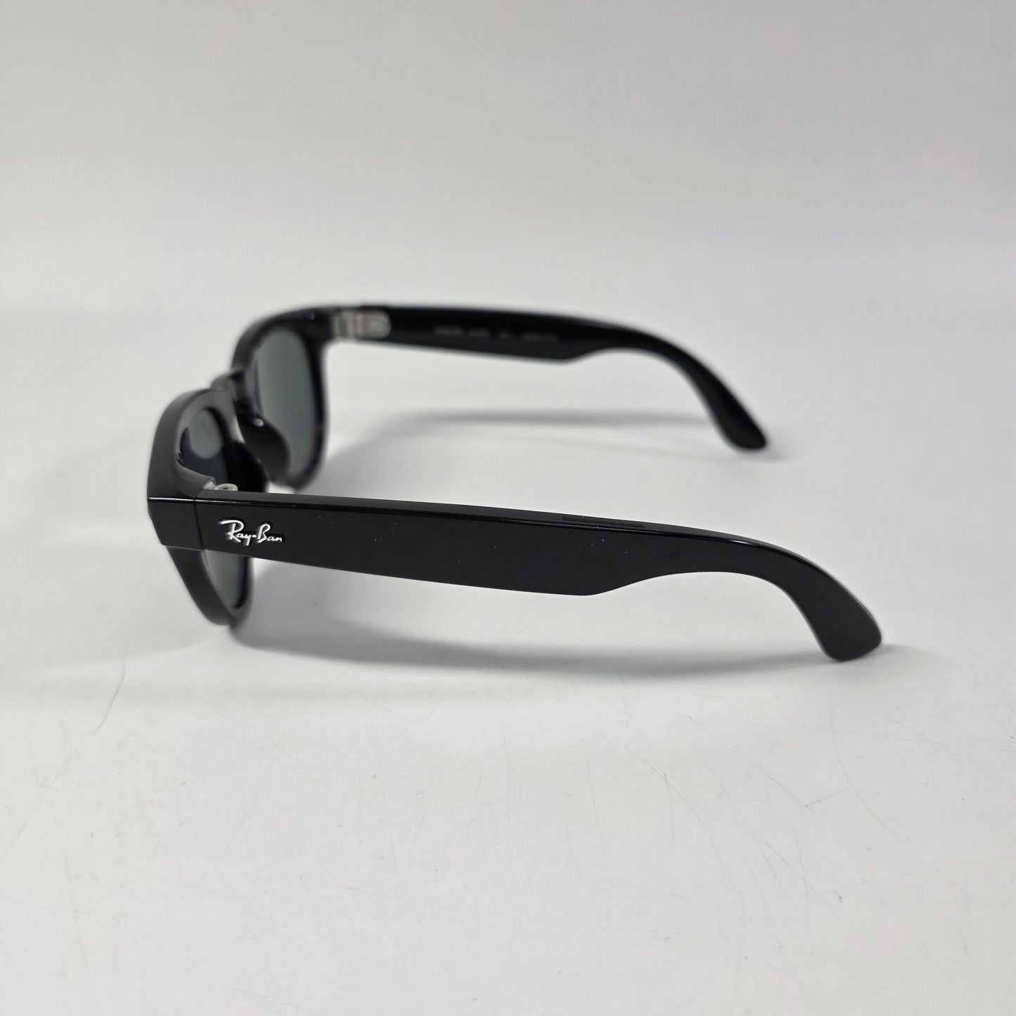 META WAYFARER Camera Glasses  RW4013F