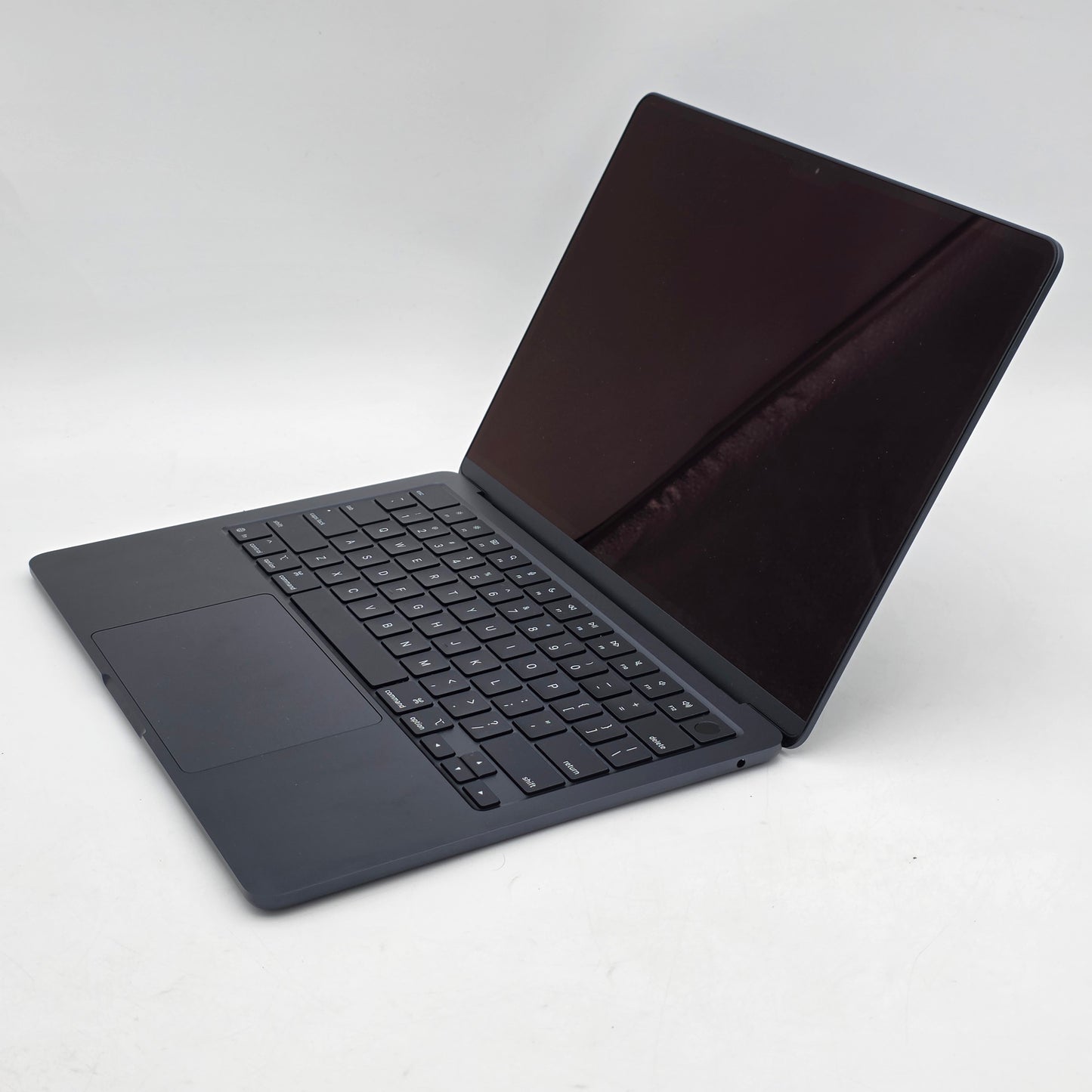 New 2025 Apple MacBook Air 13.3" M4 8C GPU 4.5GHz 16GB RAM 256GB SSD A3240