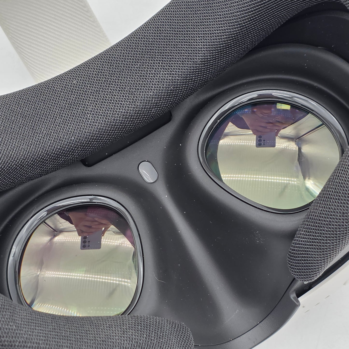 Meta Quest 3 128GB Standalone All-in-One VR Headset S3A