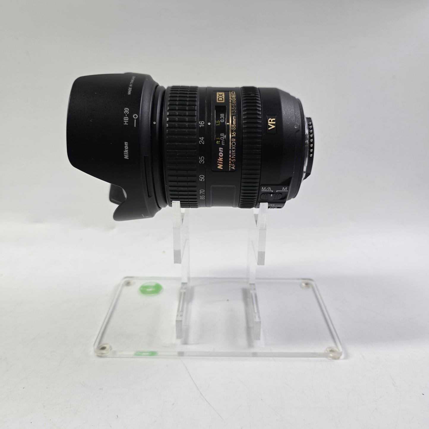 Nikon AF NIKKOR 16-85mm f/3.5-5.6 DX VR Auto & Manual Lens AF-S