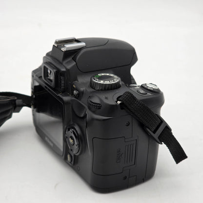 Nikon D60 10.2MP Digital SLR DSLR Camera