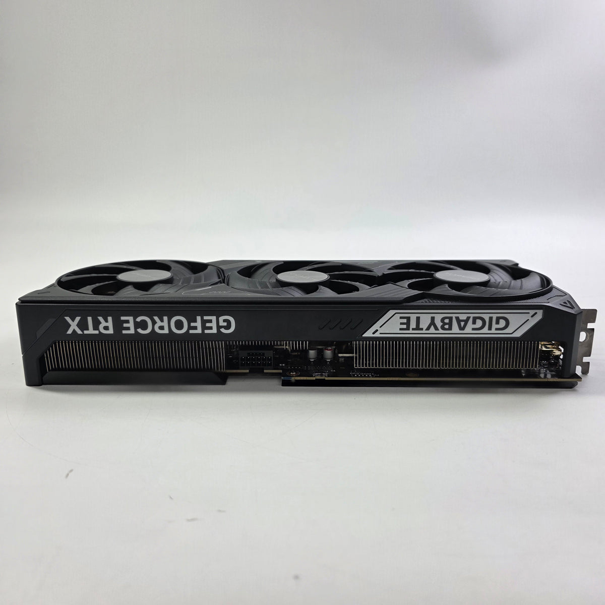 Gigabyte GeForce RTX 5070 Ti Windforce OC 16GB GDDR7 Graphics Card 