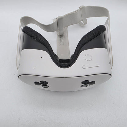 Meta Quest 3S 128GB Standalone All-in-One VR Headset P97