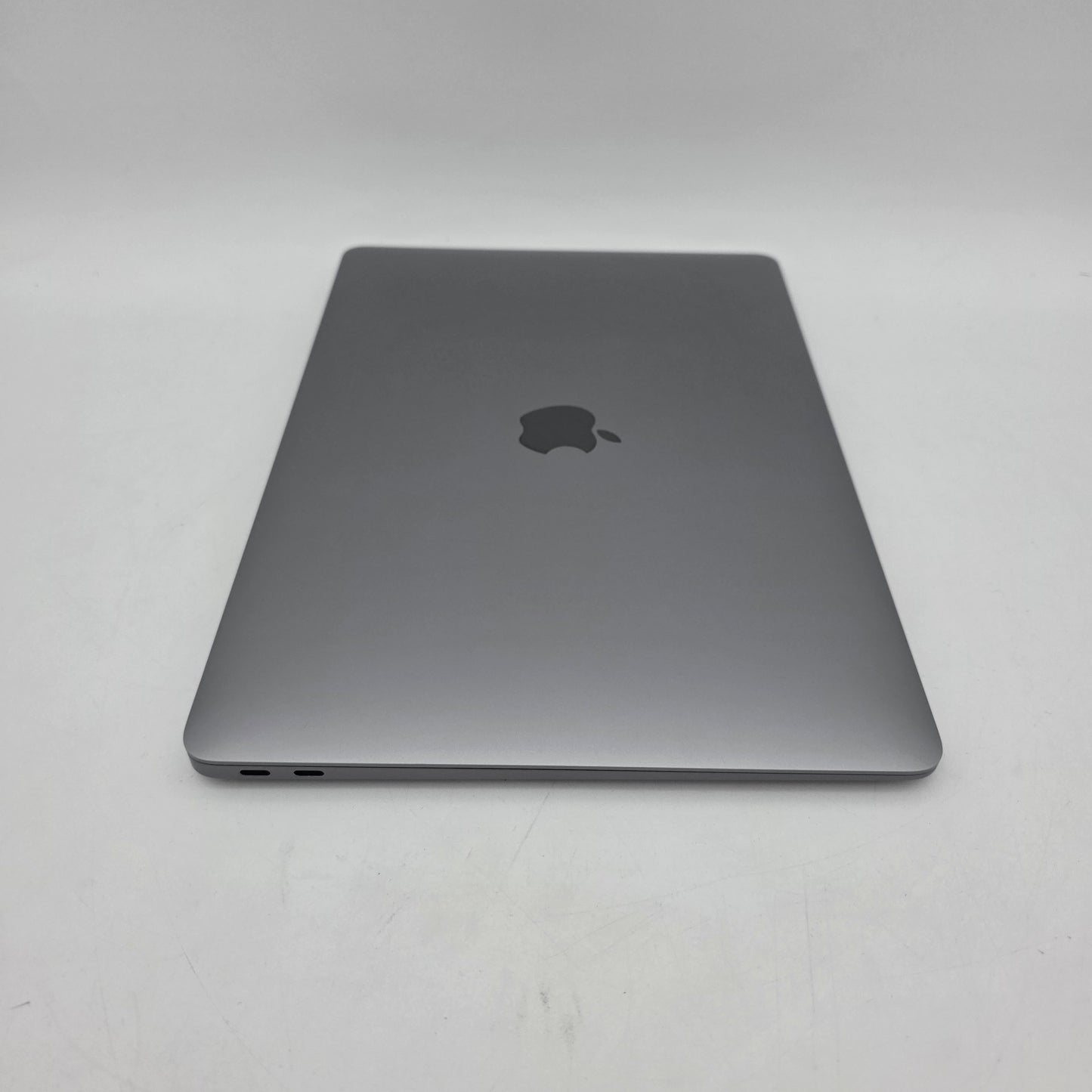 2020 Apple MacBook Air 13.3" M1 7C GPU 3.2GHz 8GB RAM 256GB SSD MGN63LL/A
