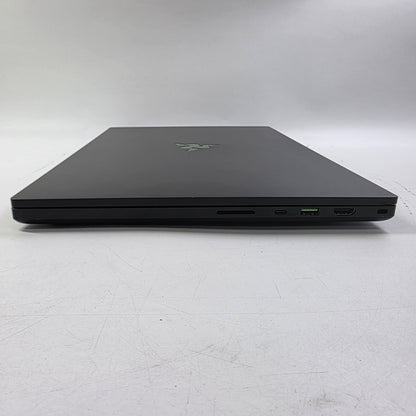 Razer Blade 17 RZ09-0423 17" i9-12900H 2.5GHz 16GB 1TB SSD GeForce RTX 3070 Ti