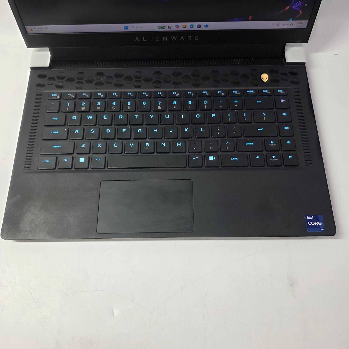 Alienware X15 P1114 15.6" i9-12900H 2.5GHz 32GB RAM 2TB SSD GeForce RTX 3080 Ti