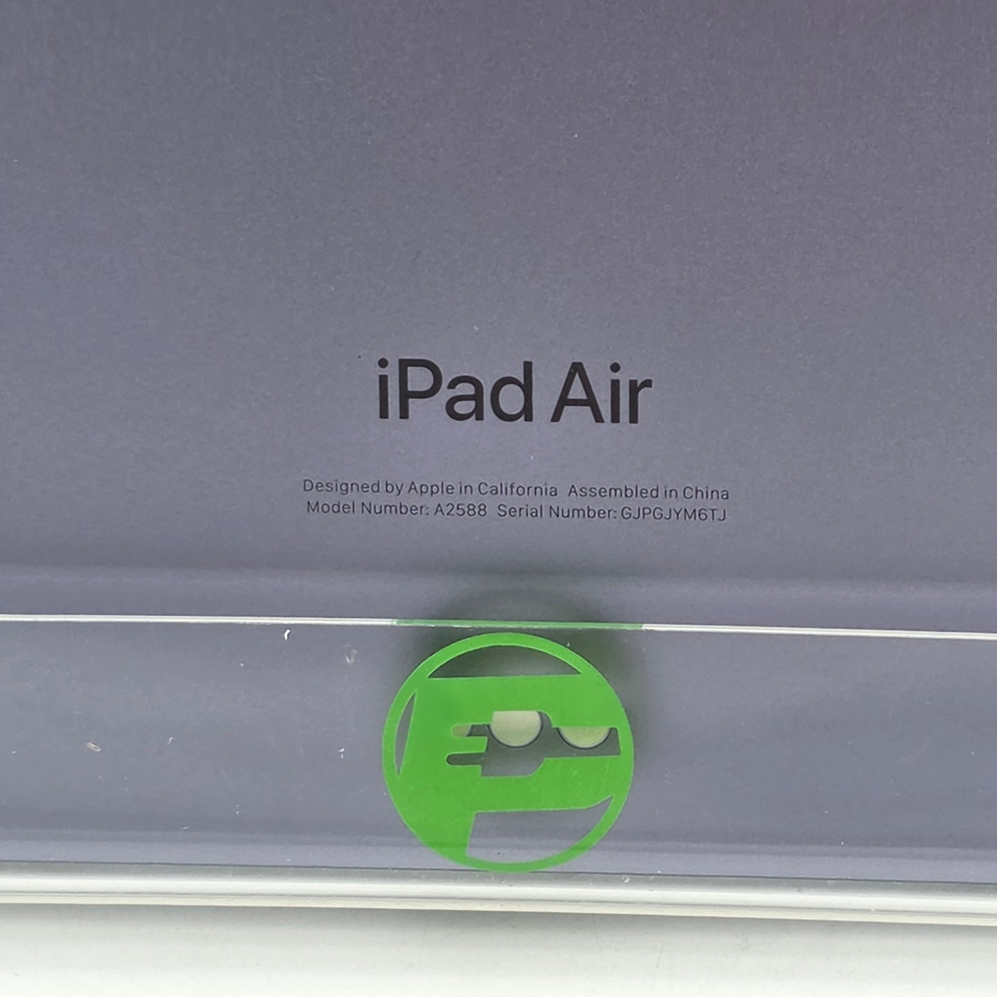 WiFi Only Apple iPad Air 5th Gen 64GB 18.5 Purple MME23LL/A ENGRAVED with Extra