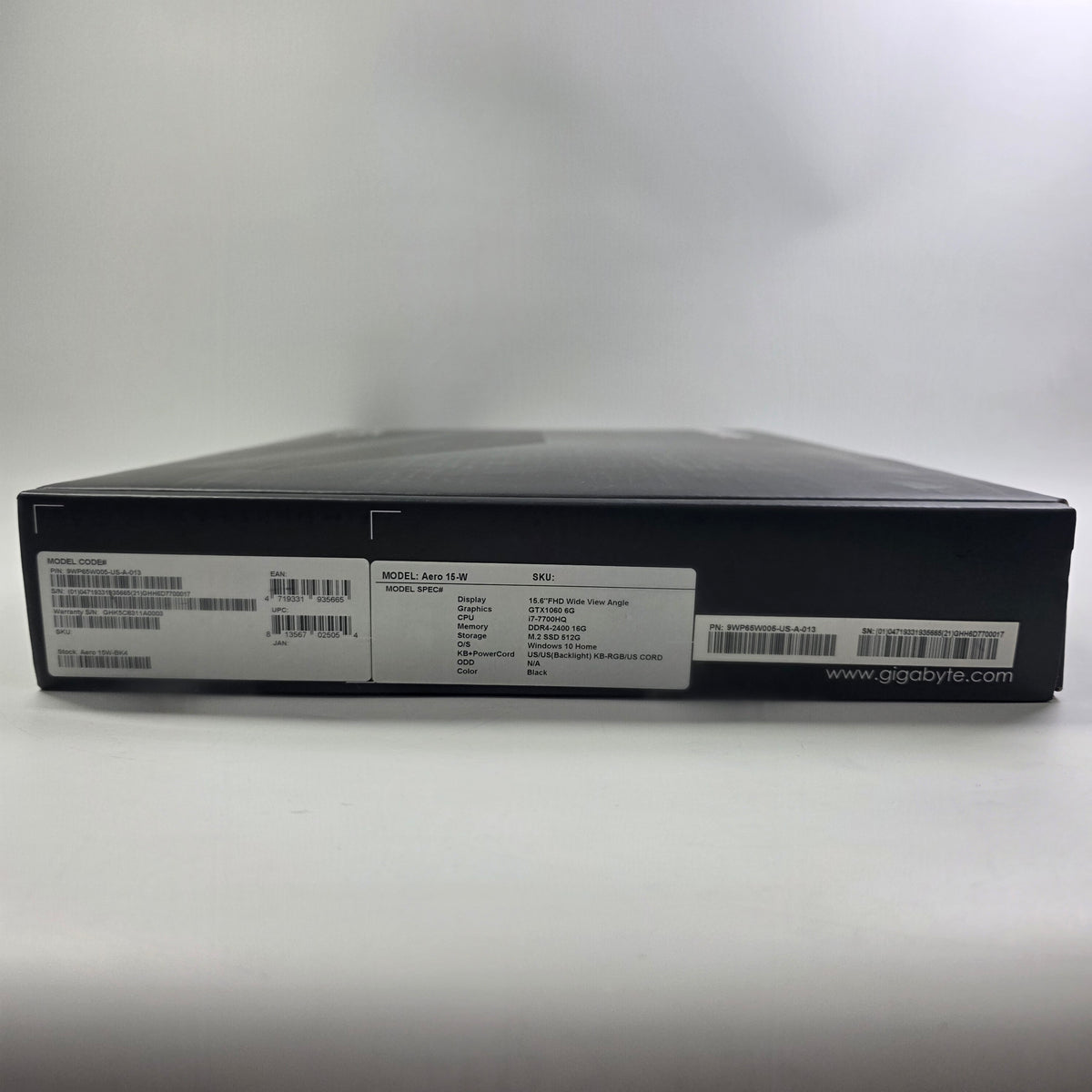 Gigabyte Aero 15 15.3 i7-7700HQ 2.8GHz 16GB RAM 512GB SSD GeForce GTX 1060