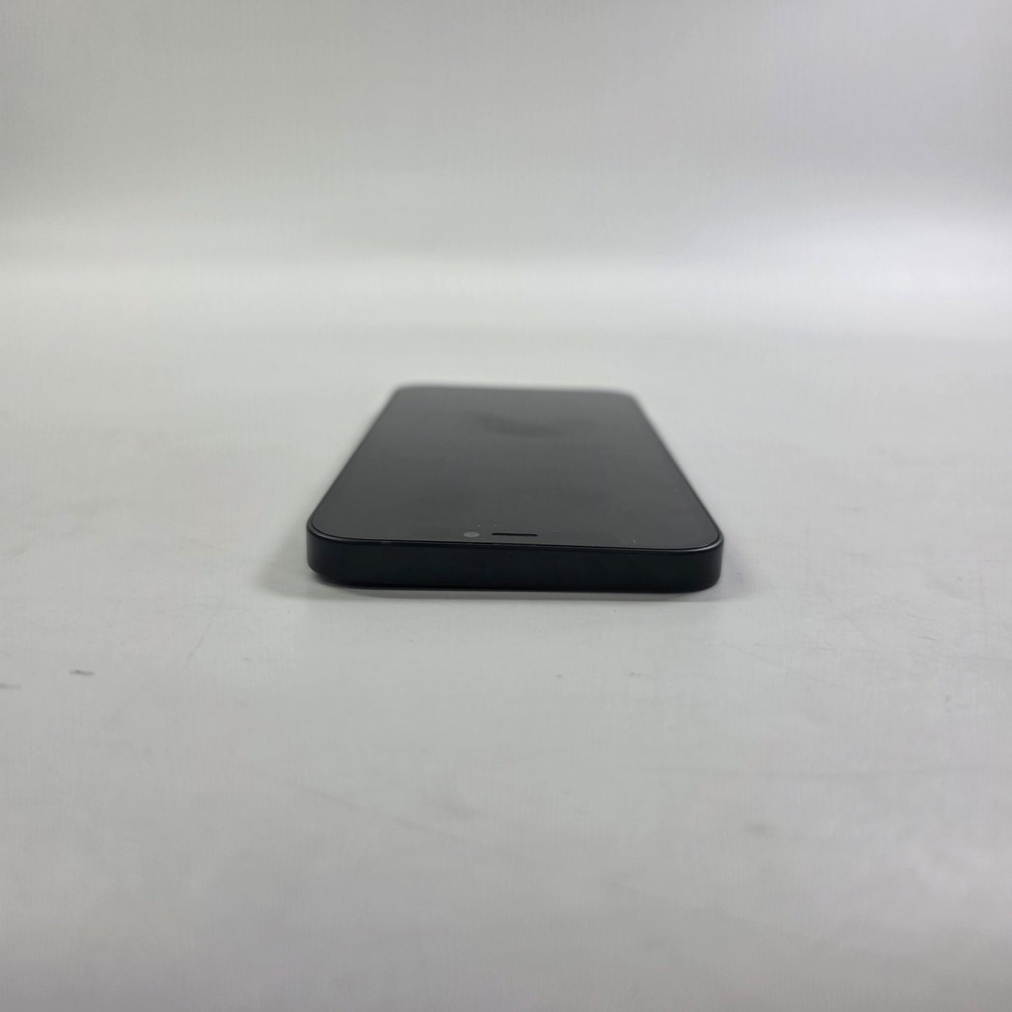 Factory Unlocked Apple iPhone 12 64GB Black MGF43LL/A