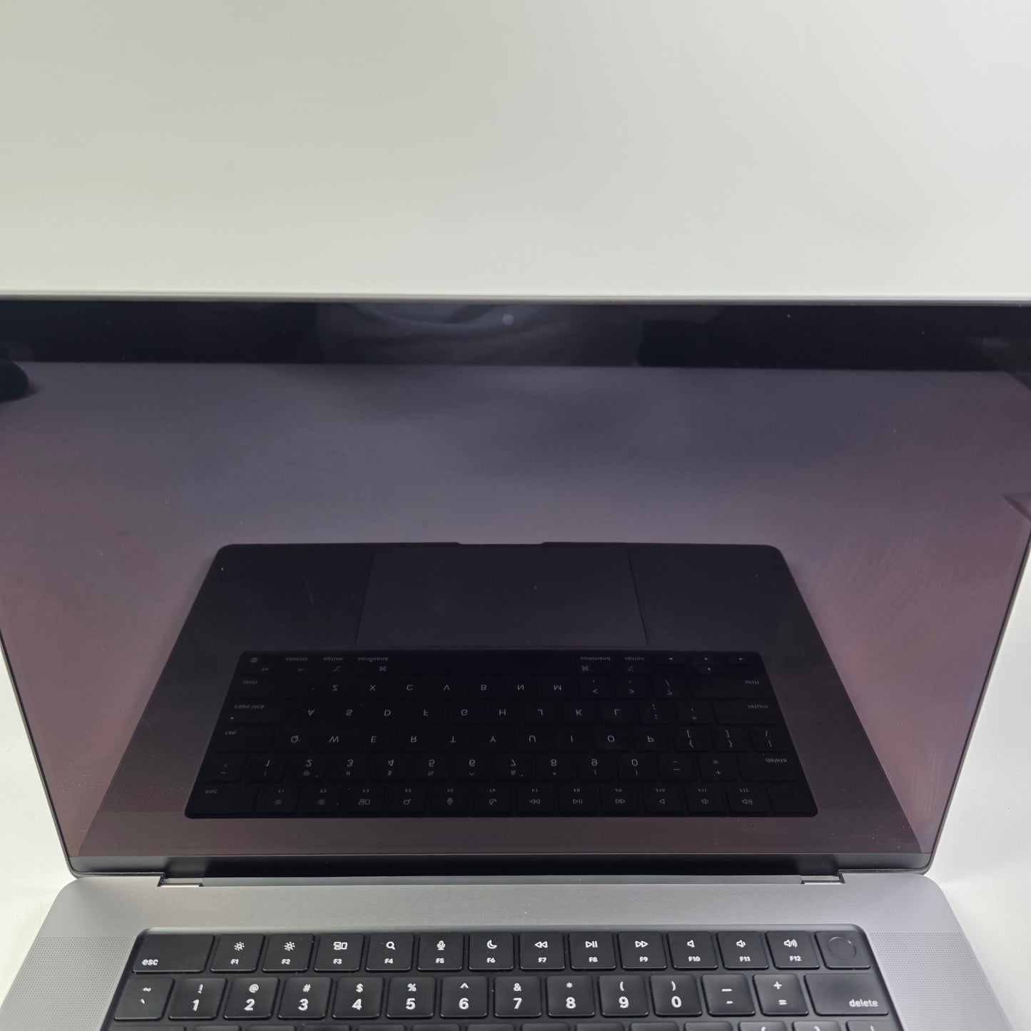 2023 Apple MacBook Pro 13.3" M2 Pro 8C GPU 3.5GHz 16GB RAM 1TB SSD MNW93LL/A