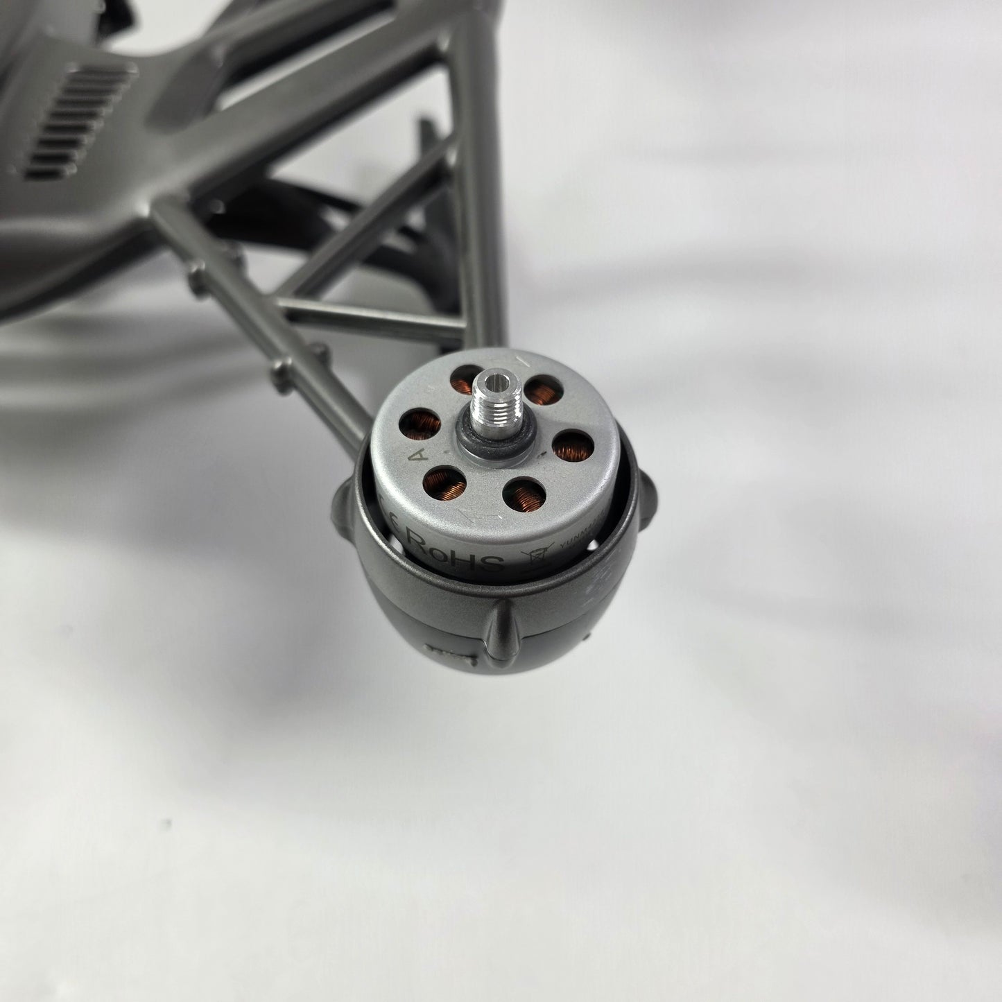 Yuneec Typhoon Q500 Quadcopter Drone Kit No Camera