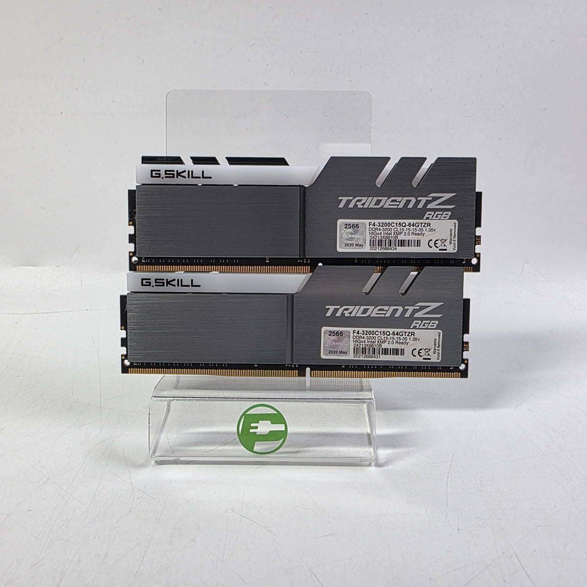 G.Skill Trident Z RGB 64GB (4x16GB) RAM DDR4 3200MHz F4-3200C15Q-64GTZR