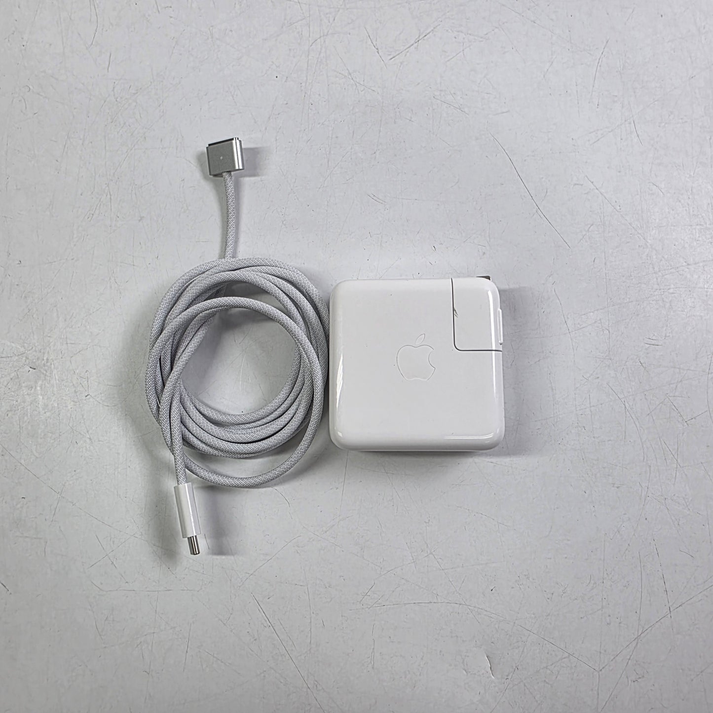 2025 Apple Macbook Air 13.6" M4 8C GPU 4.5GHz 16GB RAM 256GB SSD A3240