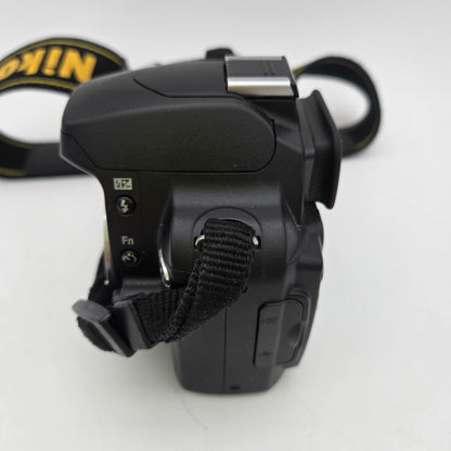 Nikon D60 10.2MP Digital SLR DSLR Camera 15,370 Shutter Count Body Only