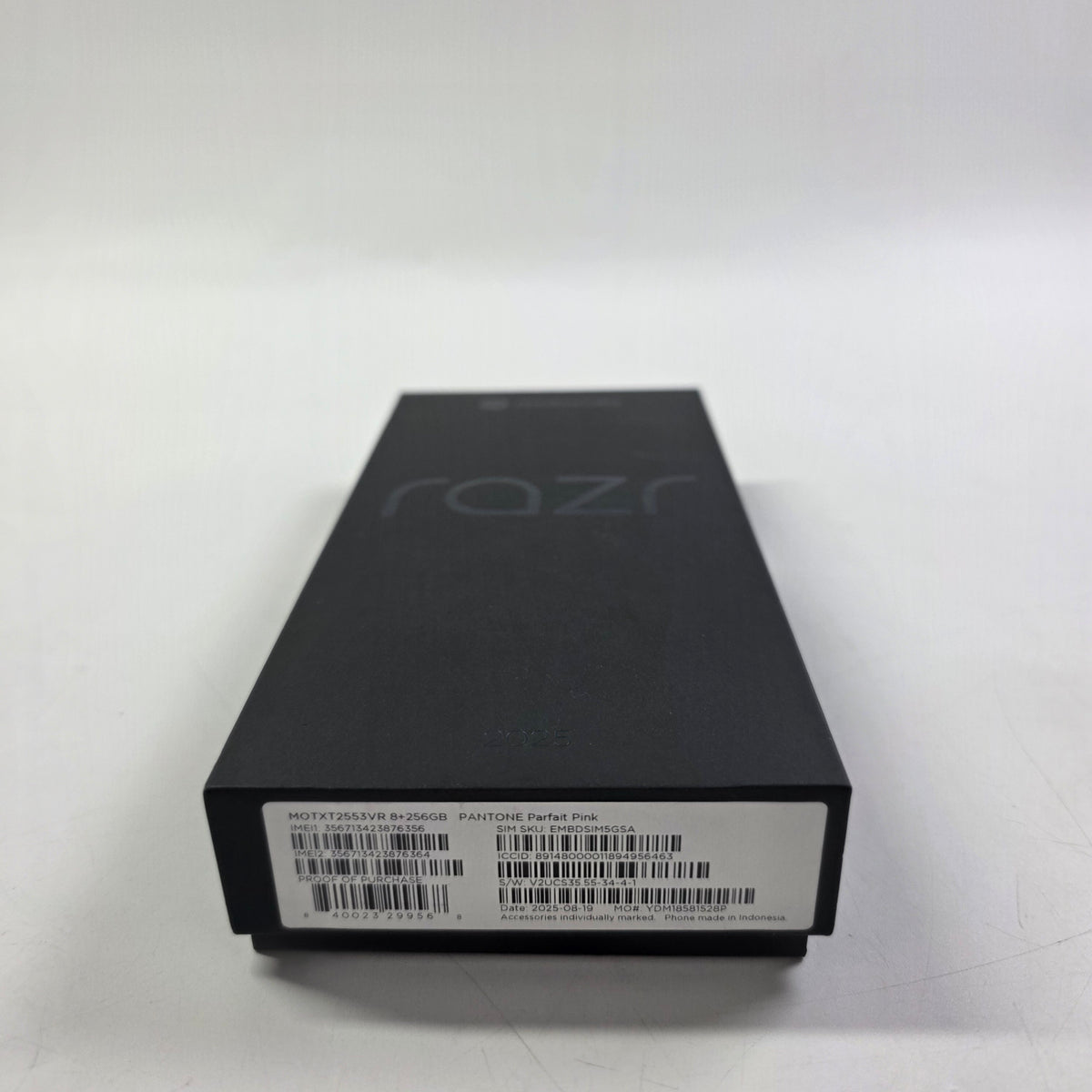 Factory Unlocked Motorola Razr 256GB 16 Black XTZ553V