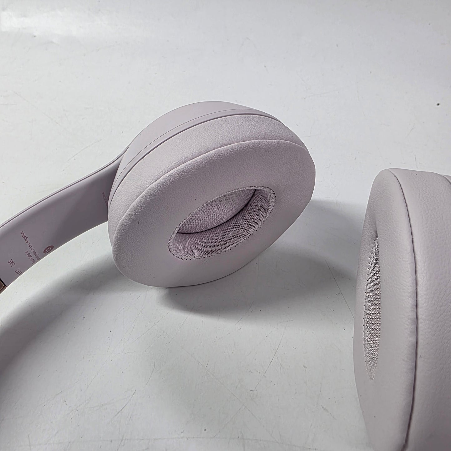 Beats Solo4 Wireless Over-Ear Bluetooth Headphones Cloud Pink MUW33LL/A