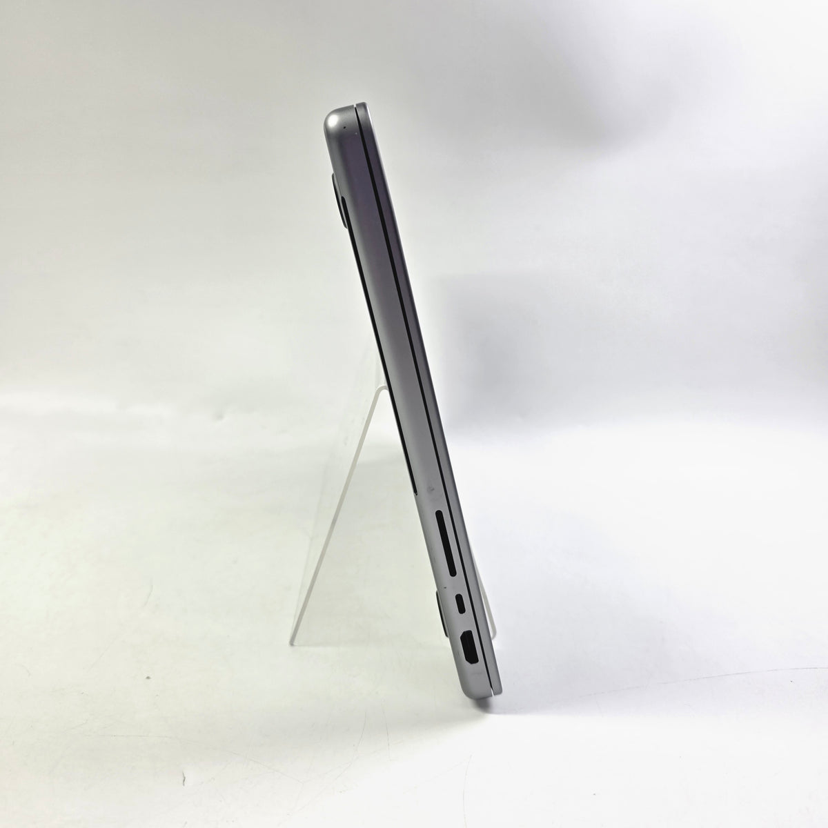 2021 Apple MacBook Pro 14" M1 Pro 16C GPU 3.2GHz 16GB RAM 1TB SSD MKGQ3LL/A