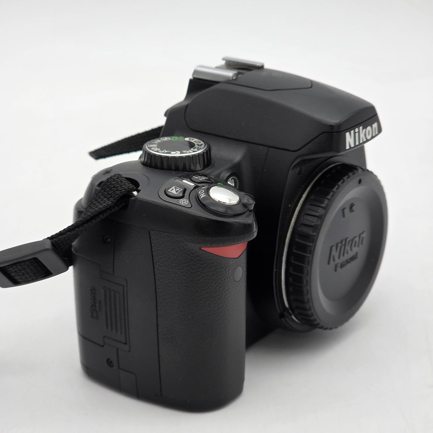 Nikon D60 10.2MP Digital SLR DSLR Camera